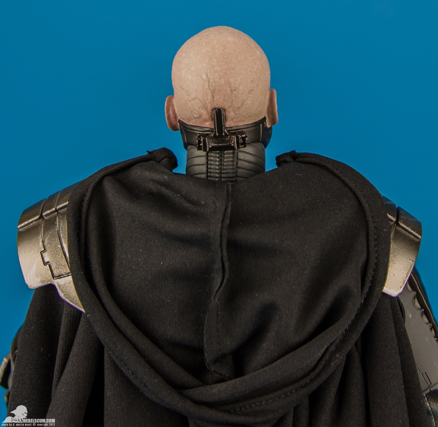 Darth-Malgus-Sixth-Scale-Sideshow-Collectibles-008.jpg