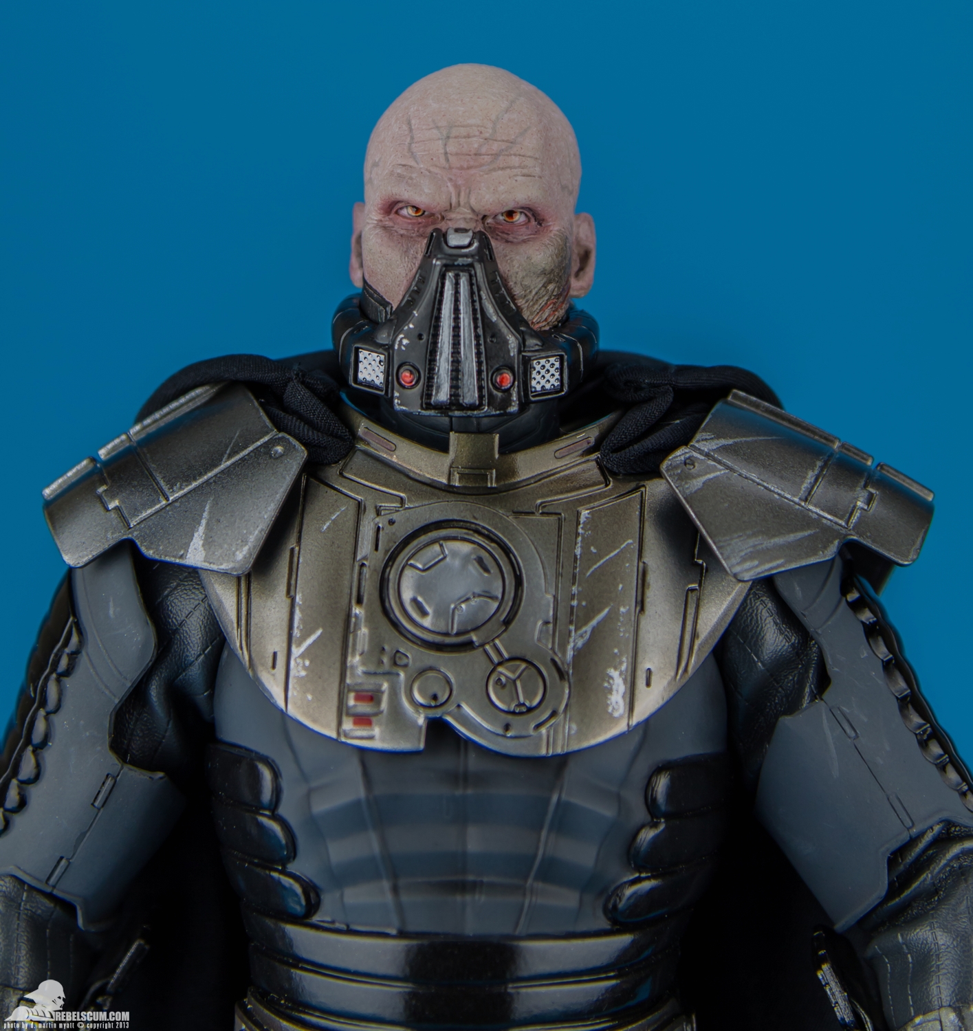 Darth-Malgus-Sixth-Scale-Sideshow-Collectibles-009.jpg