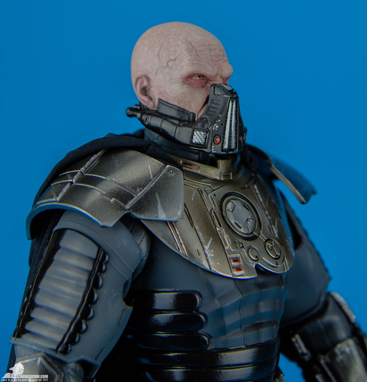 Darth-Malgus-Sixth-Scale-Sideshow-Collectibles-010.jpg