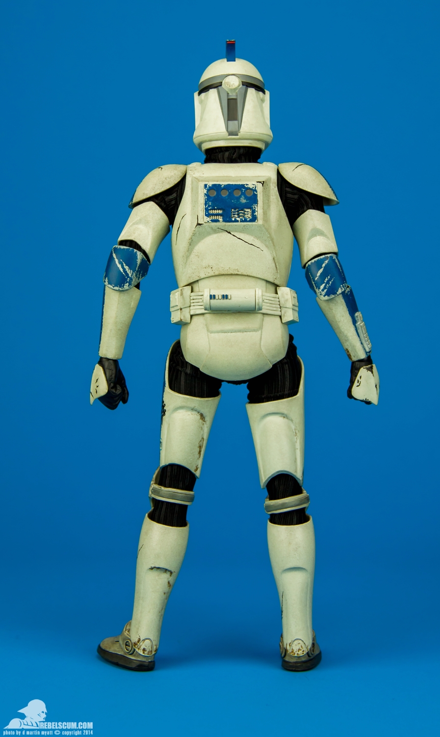 Echo-and-Fives-501st-Legion-Sixth-Scale-Sideshow-Collectibles-020.jpg