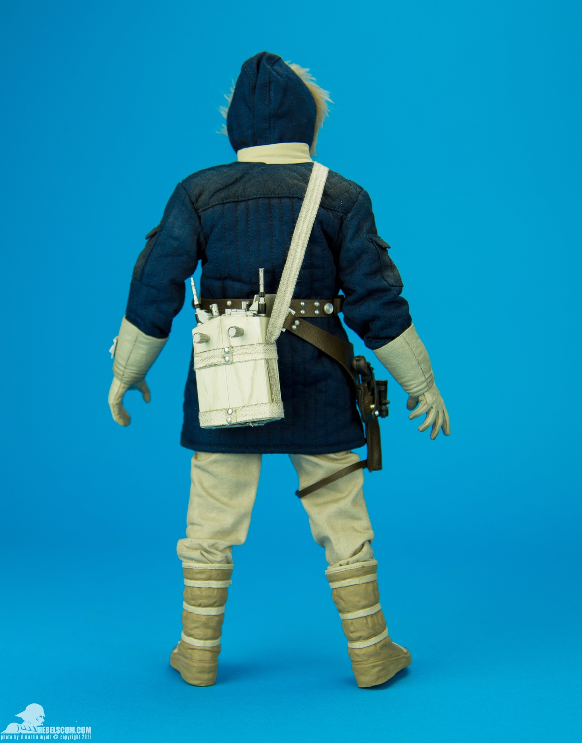 Han-Solo-Hoth-Blue-Sixth-Scale-Sideshow-Collectibles-Star-Wars-004.jpg
