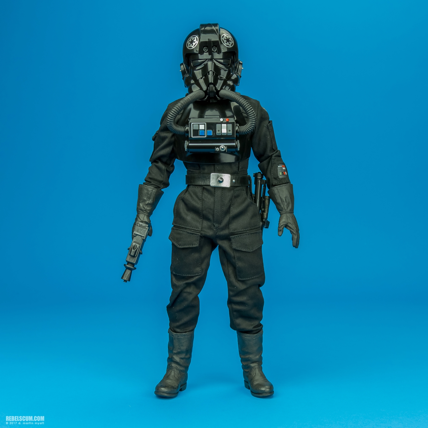 Imperial-TIE-Fighter-Pilot-Sideshow-013.jpg