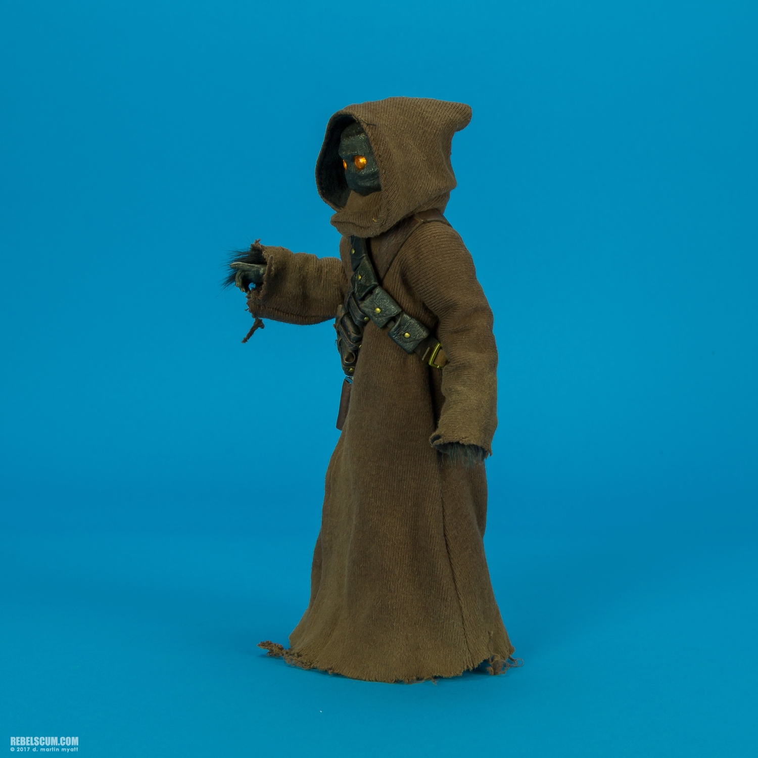 Jawa-Sixth-Scale-Figure-Two-Pack-Sideshow-Collectibles-003.jpg