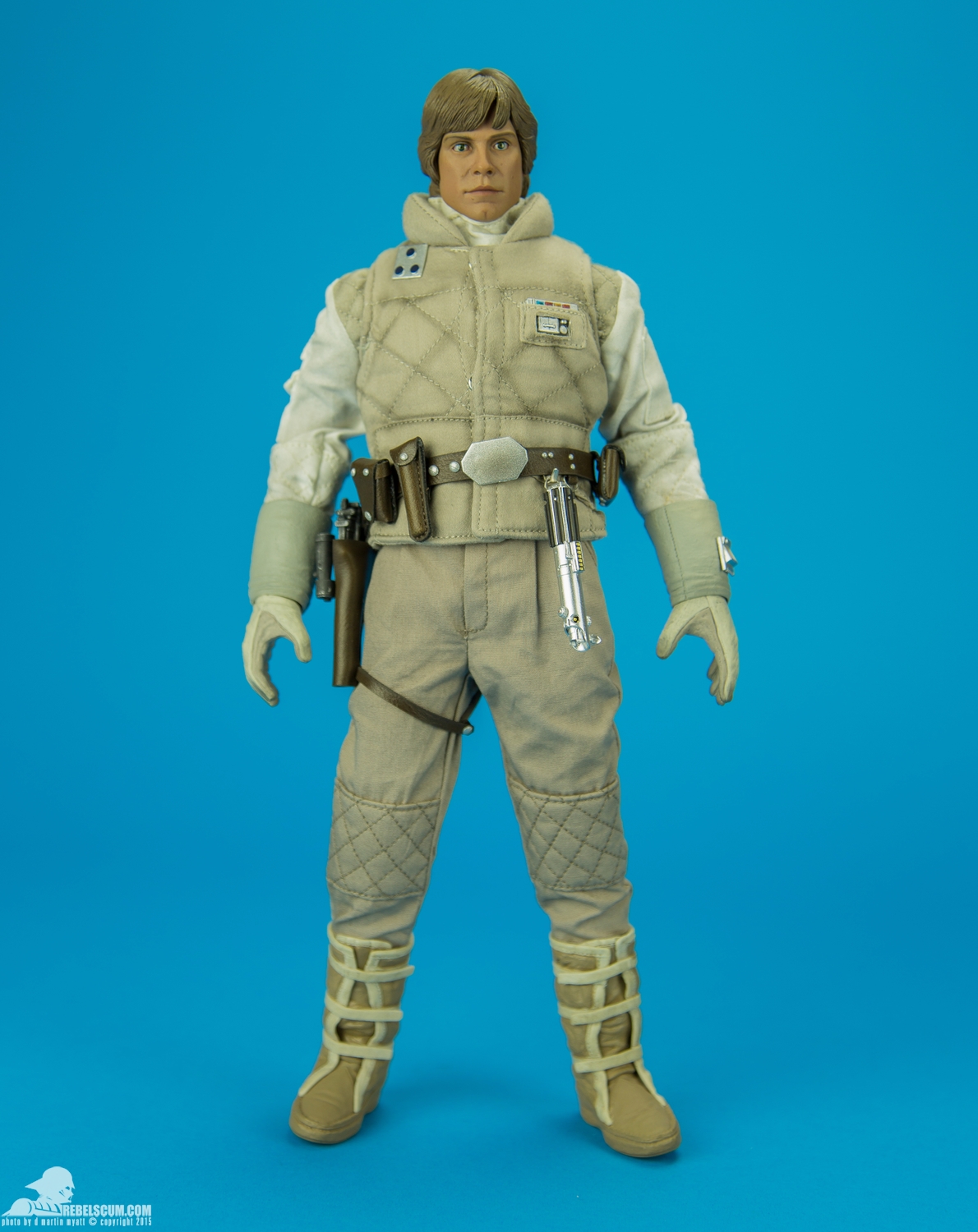 Luke-Skywalker-Hoth-Sixth-Scale-Sideshow-Collectibles-Star-Wars-001.jpg