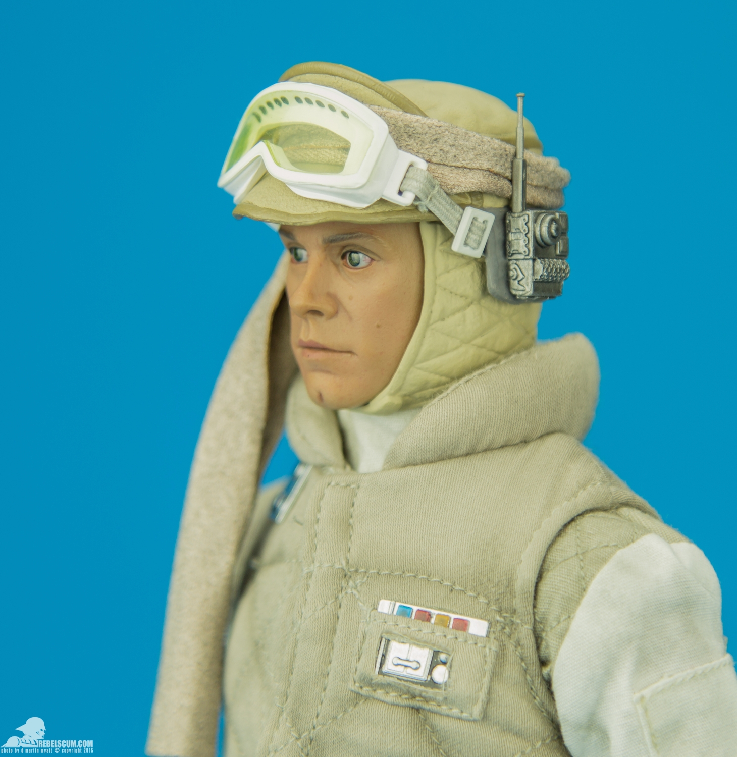 Luke-Skywalker-Hoth-Sixth-Scale-Sideshow-Collectibles-Star-Wars-019.jpg