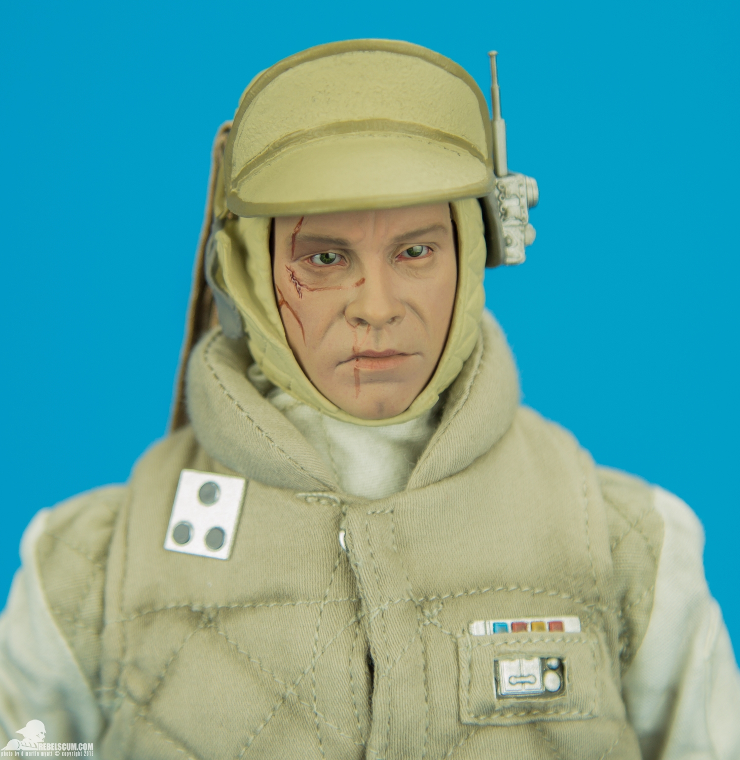 Luke-Skywalker-Hoth-Sixth-Scale-Sideshow-Collectibles-Star-Wars-021.jpg