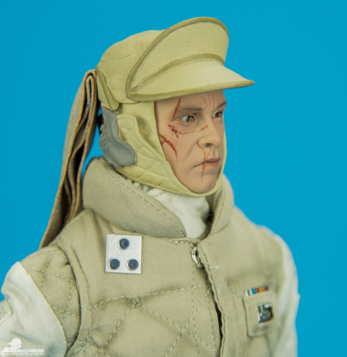 Luke-Skywalker-Hoth-Sixth-Scale-Sideshow-Collectibles-Star-Wars-022.jpg