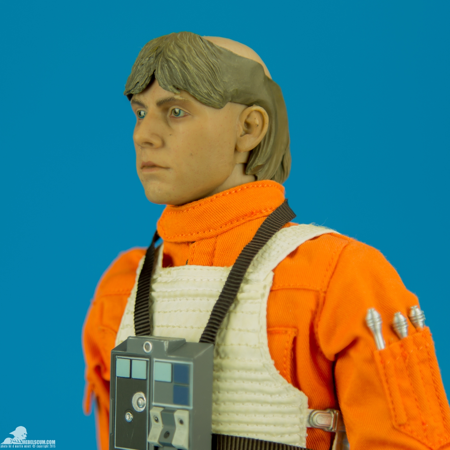 Luke-Skywalker-Red-Five-X-Wing-Pilot-Sideshow-Collectibles-023.jpg