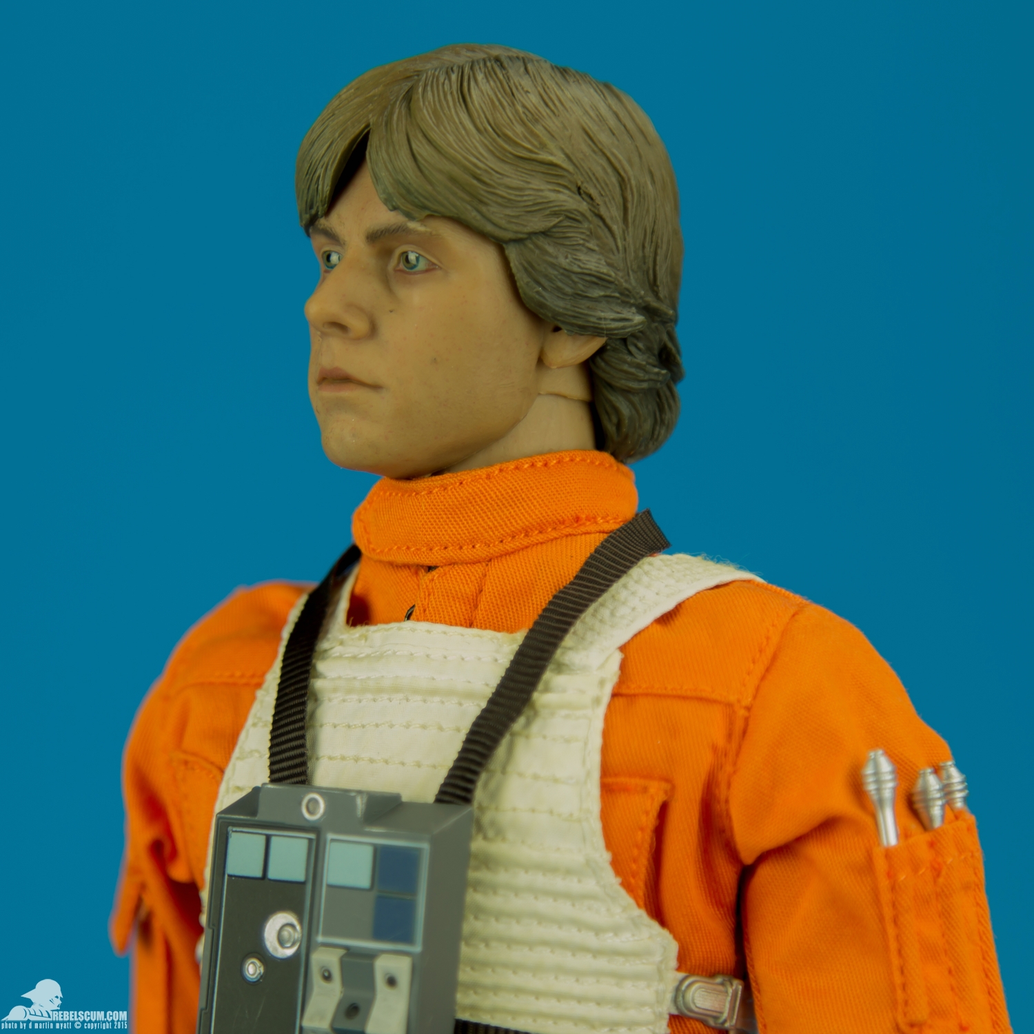 Luke-Skywalker-Red-Five-X-Wing-Pilot-Sideshow-Collectibles-025.jpg