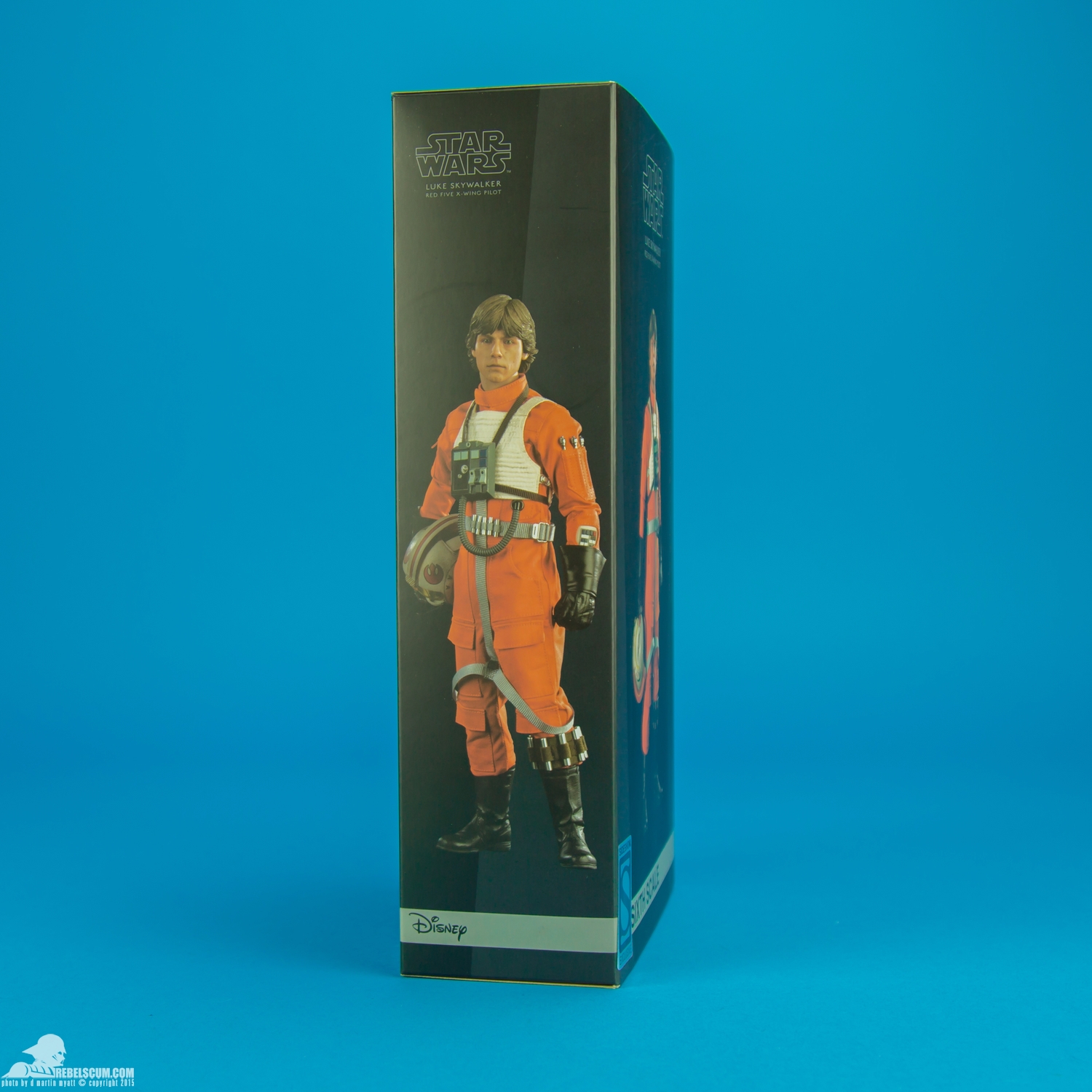 Luke-Skywalker-Red-Five-X-Wing-Pilot-Sideshow-Collectibles-030.jpg