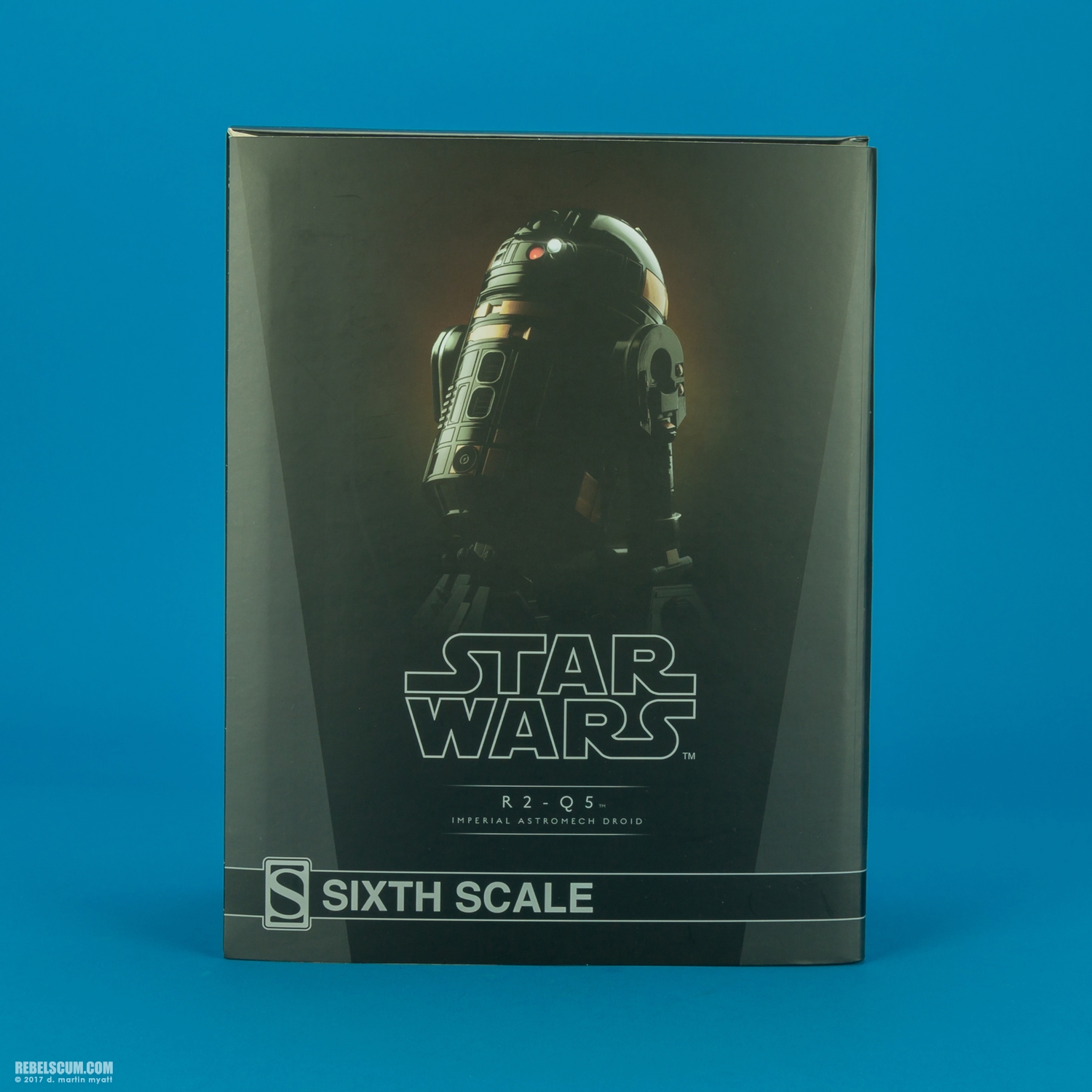 R2-Q5-Imperial-Astromech-Droid-Sideshow-Collectibles-009.jpg