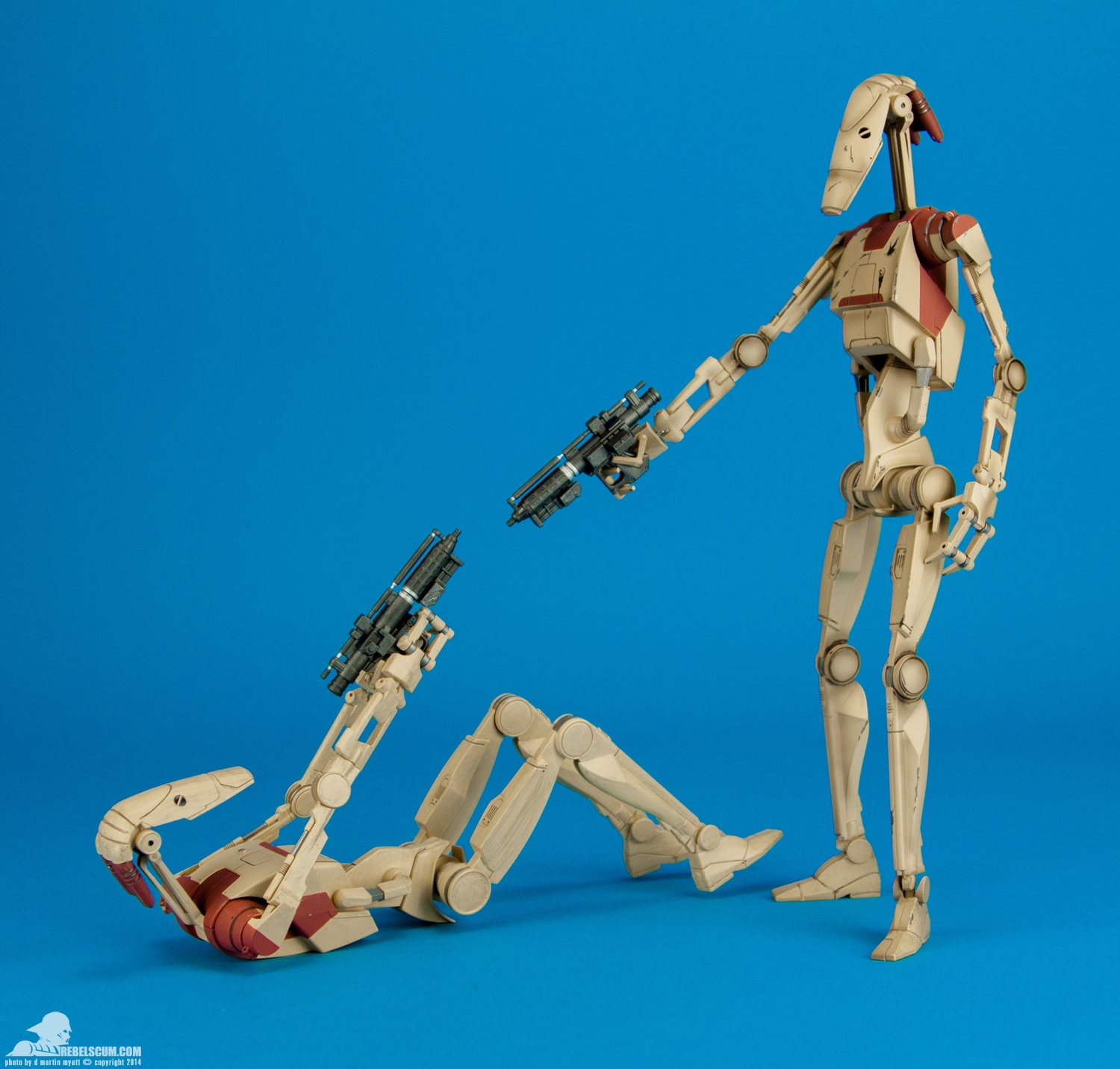 Security-Droids-Sixth-Scale-Sideshow-Collectibles-013.jpg