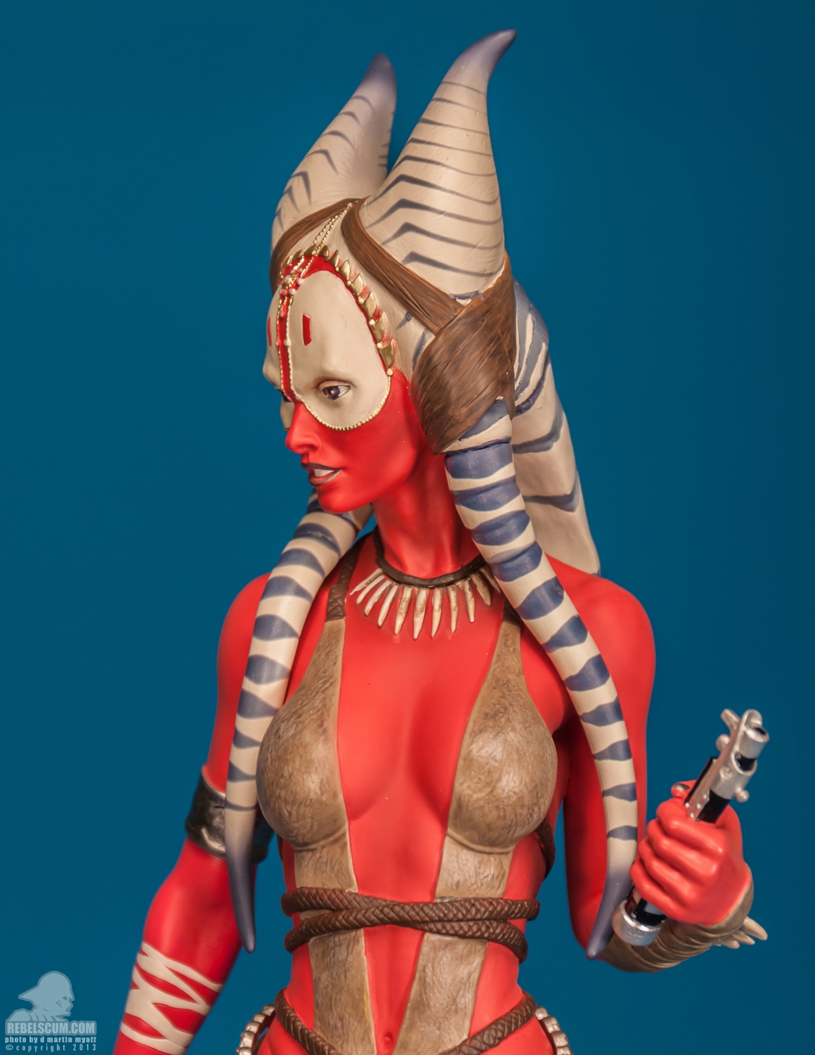 Shaak-Ti-Premium-Format-Figure-Sideshow-Collectibles-011.jpg