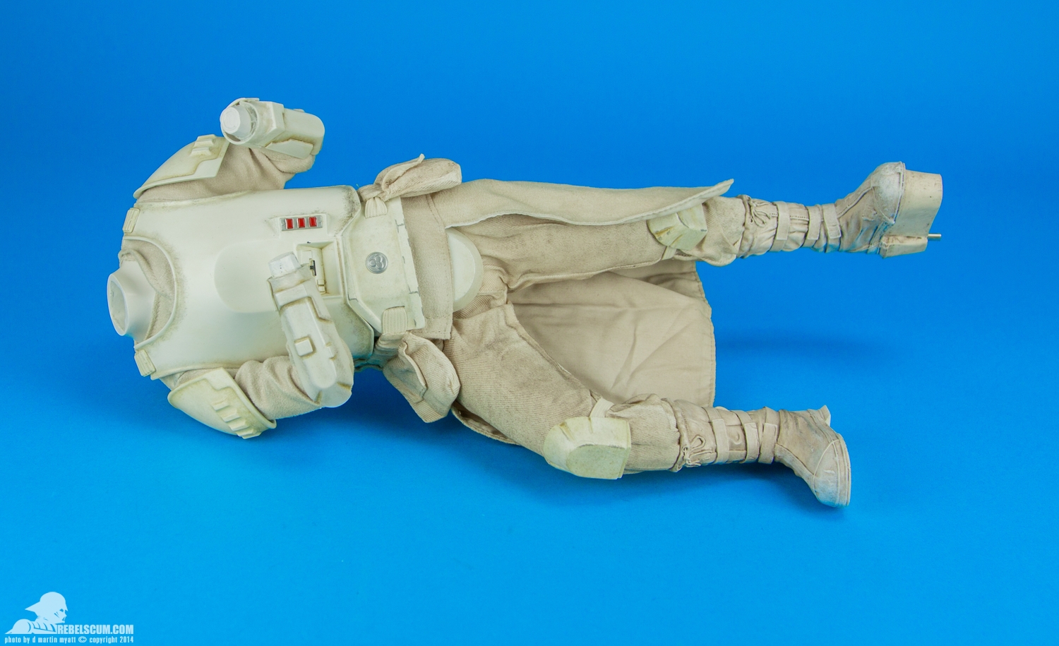 Snowtrooper-Premium-Format-Figure-Sideshow-Collectibles-014.jpg
