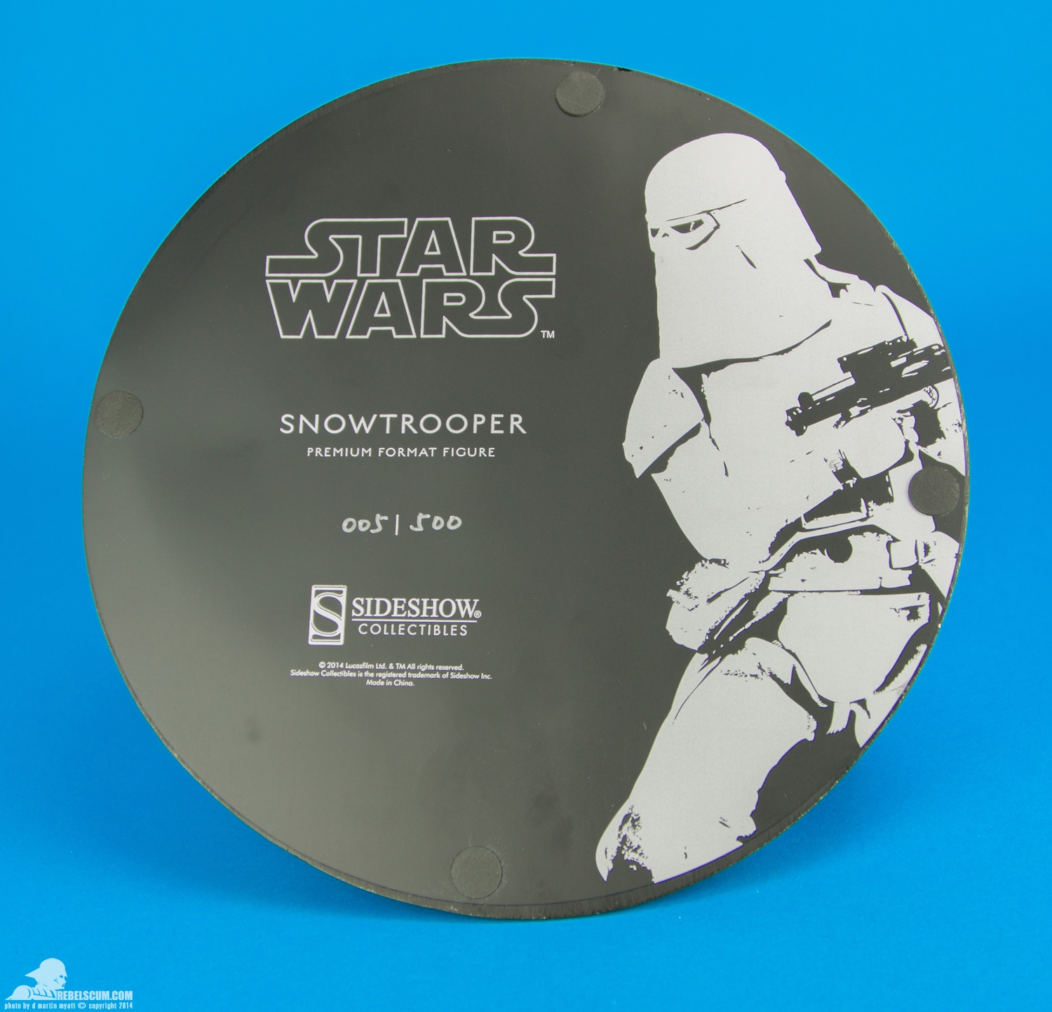 Snowtrooper-Premium-Format-Figure-Sideshow-Collectibles-019.jpg