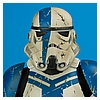 Stormtrooper-Commander-Premium-Format-Figure-Sideshow-005.jpg