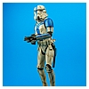 Stormtrooper-Commander-Premium-Format-Figure-Sideshow-013.jpg