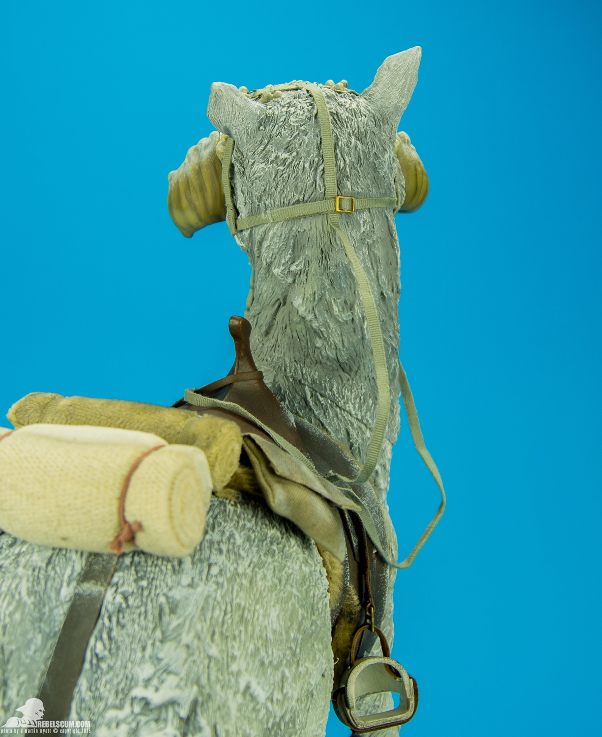 Tauntaun-Sixth-Scale-Sideshow-Collectibles-Star-Wars-012.jpg