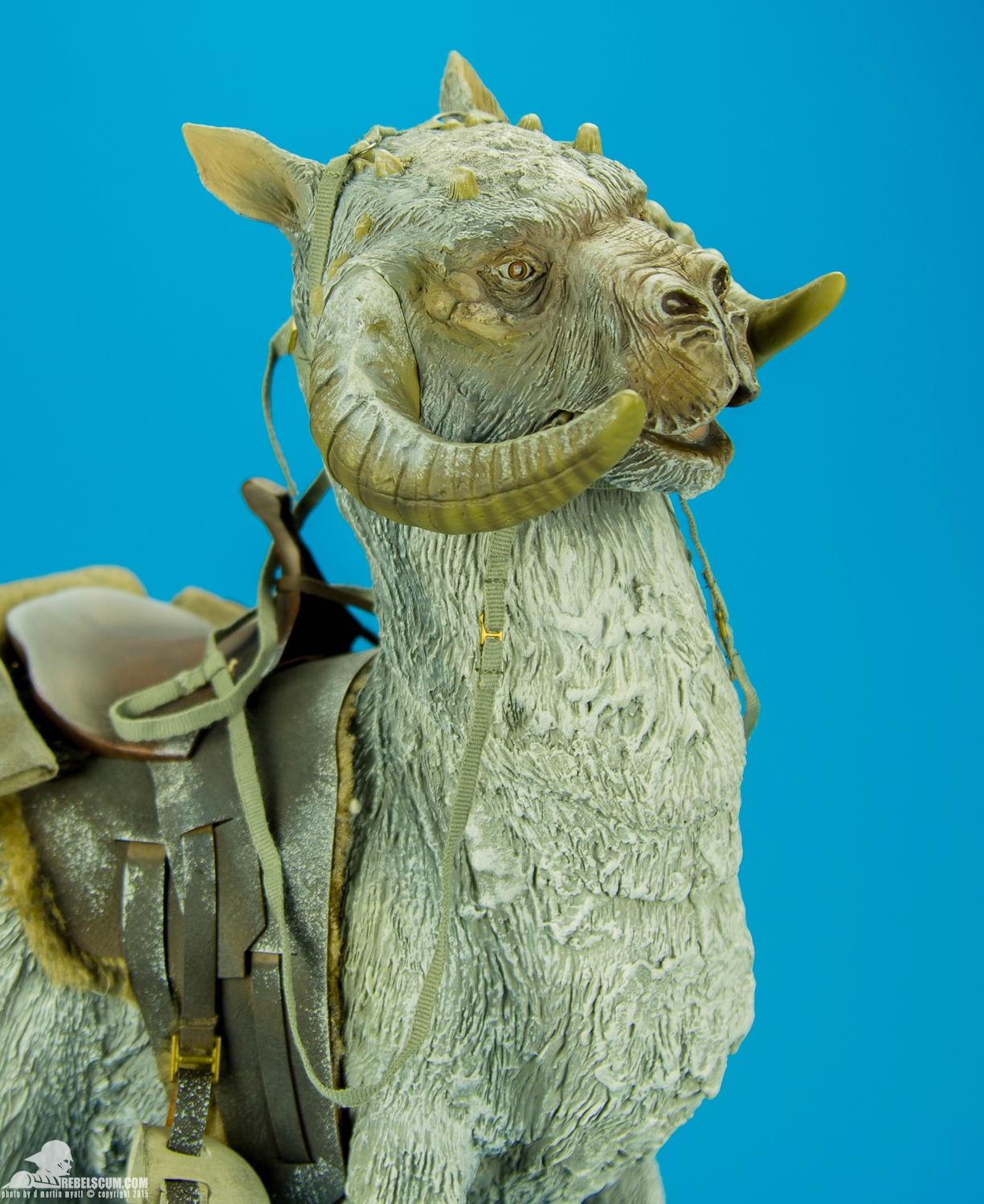 sideshow collectibles tauntaun