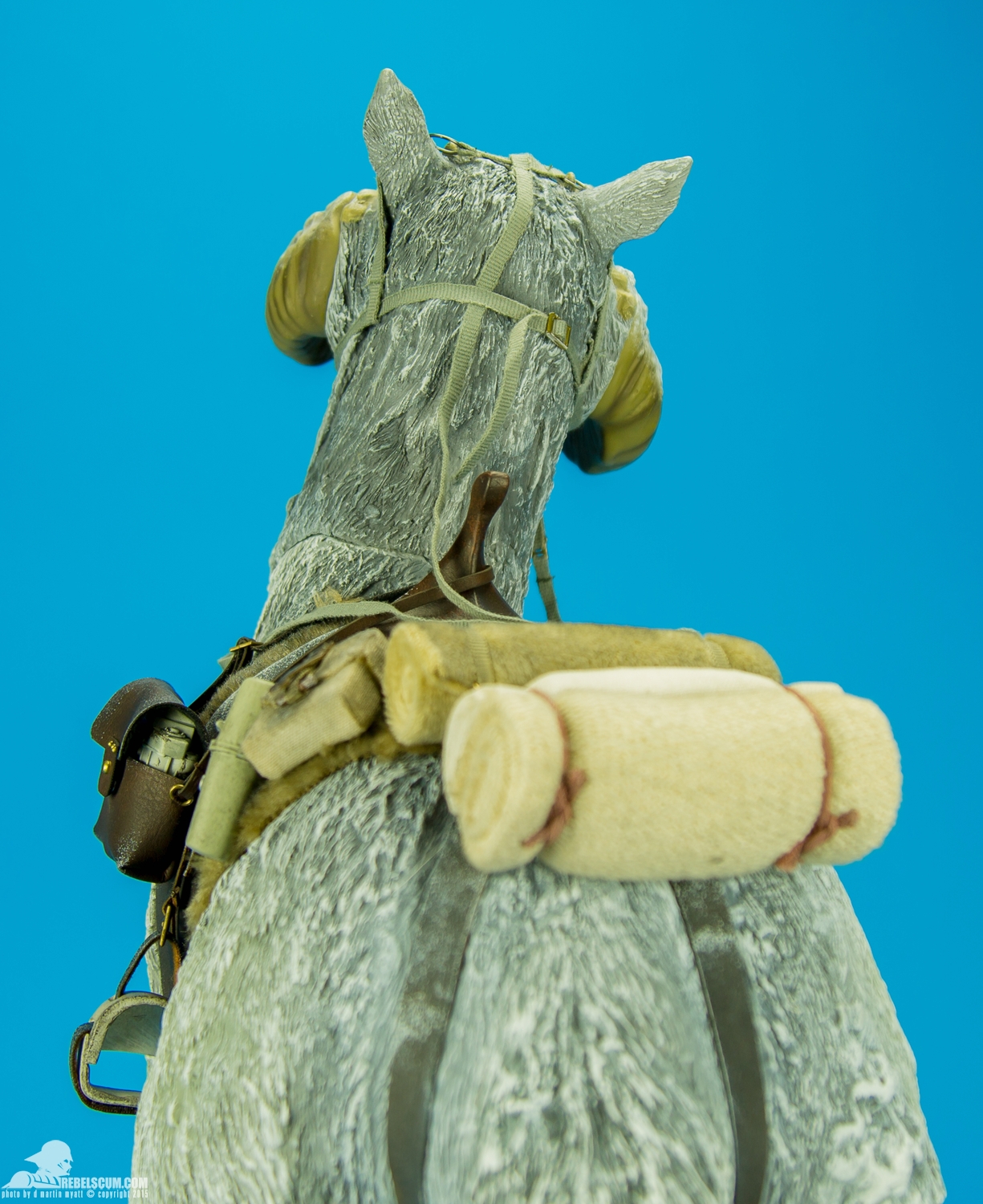 Tauntaun-Sixth-Scale-Sideshow-Collectibles-Star-Wars-016.jpg