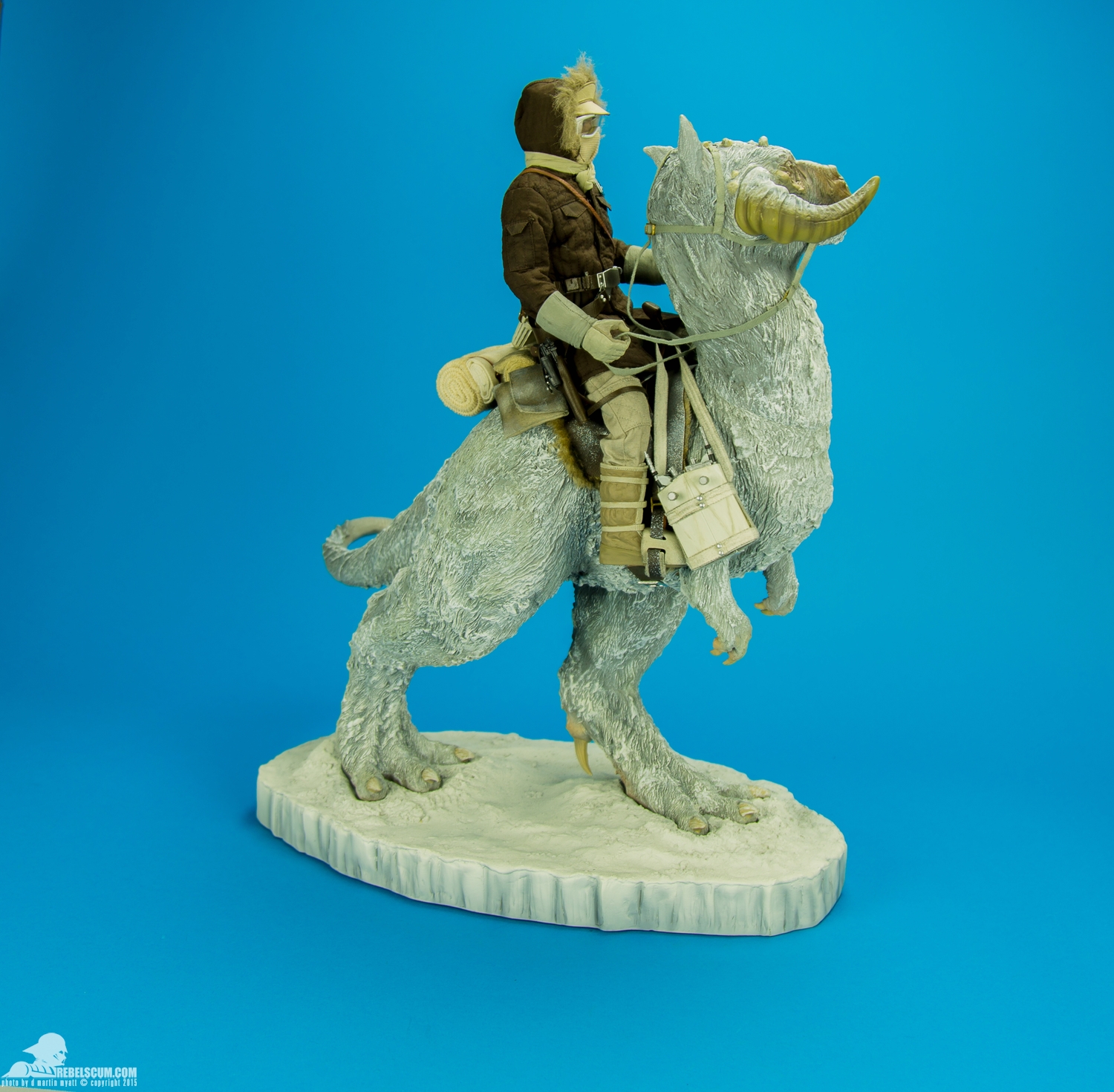 Tauntaun-Sixth-Scale-Sideshow-Collectibles-Star-Wars-032.jpg