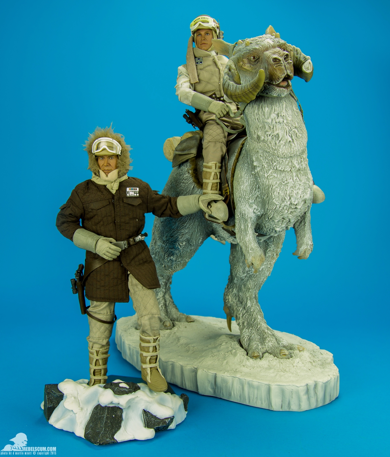 sideshow collectibles tauntaun
