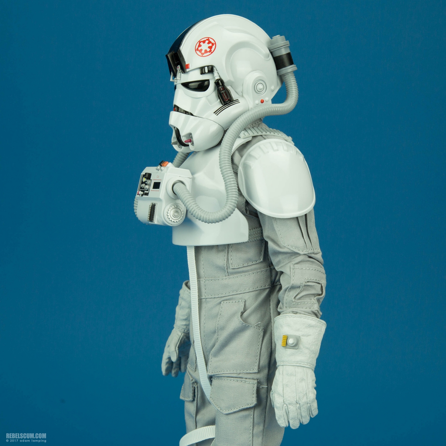 imperial-at-at-driver-sixth-scale-figure-sideshow-collectibles-007.jpg