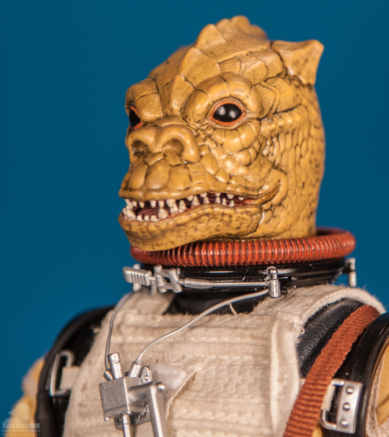 Bossk_Scum_Villainy_Star_Wars_Sideshow_Collectibles-07.jpg