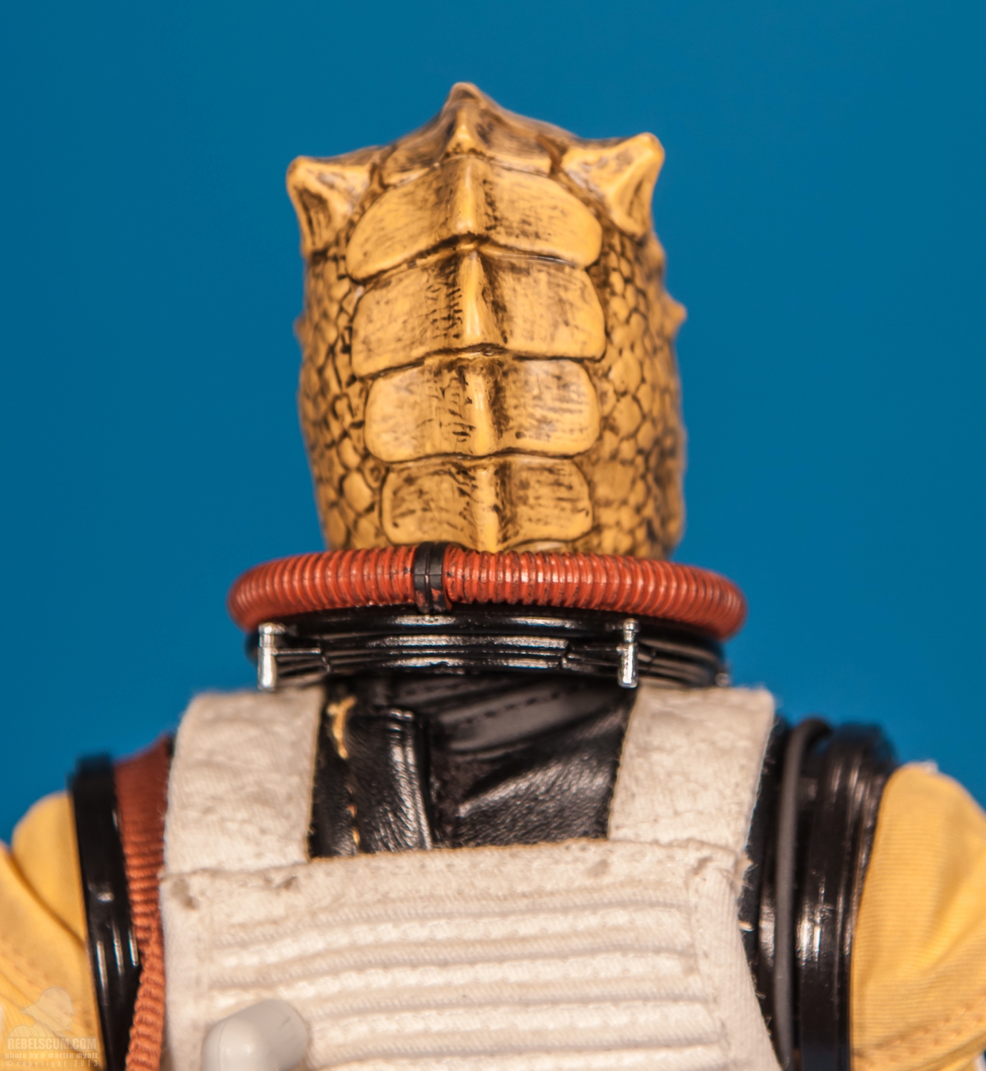 Bossk_Scum_Villainy_Star_Wars_Sideshow_Collectibles-12.jpg