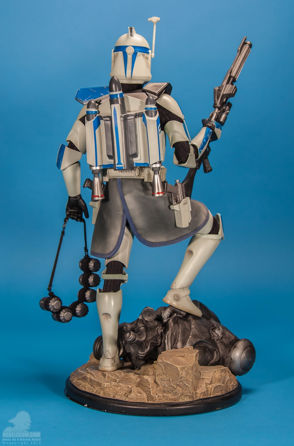 Captain_Rex_Premium_Format_Figure_Sideshow_Collectibles-04.jpg