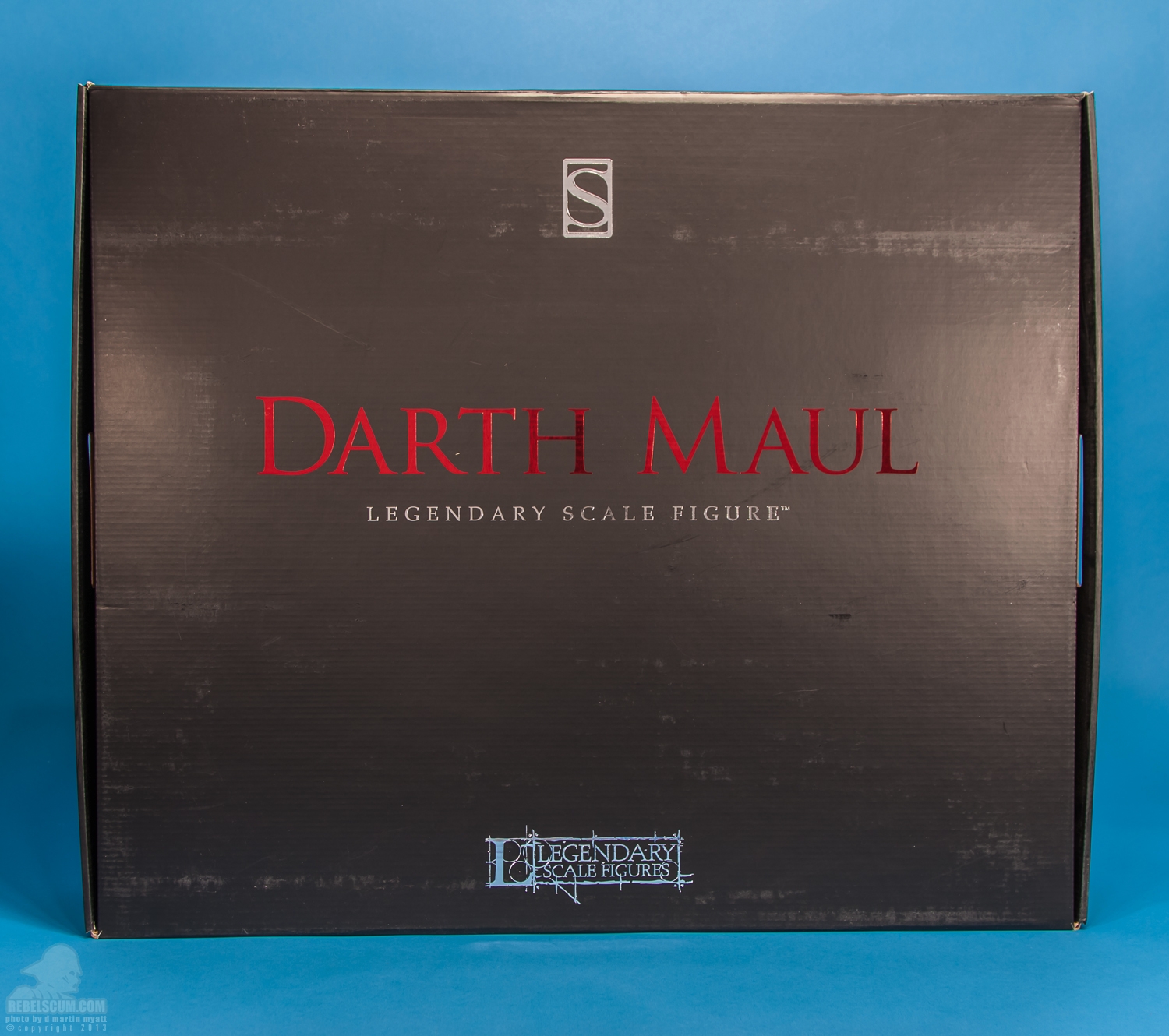 Darth_Maul_Legendary_Scale_Figure_Sideshow_Collectibles-33.jpg