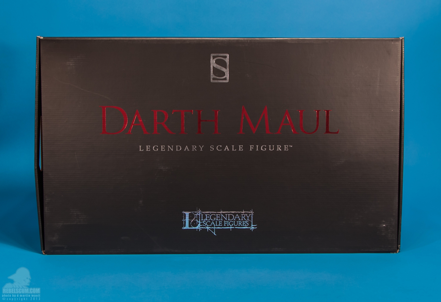 Darth_Maul_Legendary_Scale_Figure_Sideshow_Collectibles-40.jpg