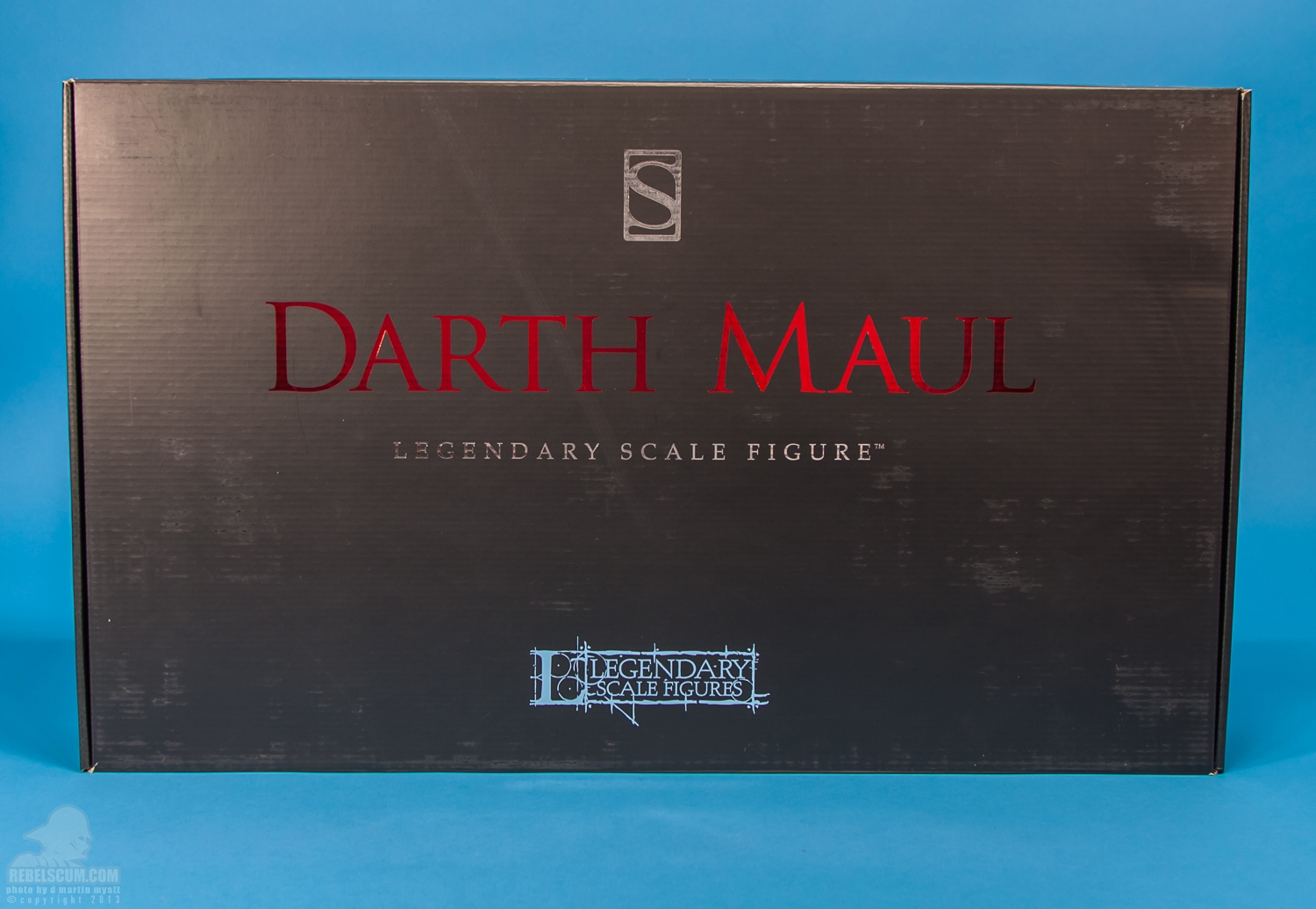 Darth_Maul_Legendary_Scale_Figure_Sideshow_Collectibles-56.jpg