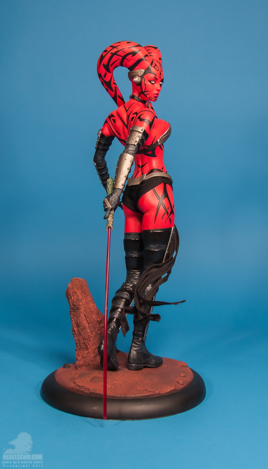 Darth_Talon_Premium_Format_Figure_Sideshow_Collectibles-02.jpg