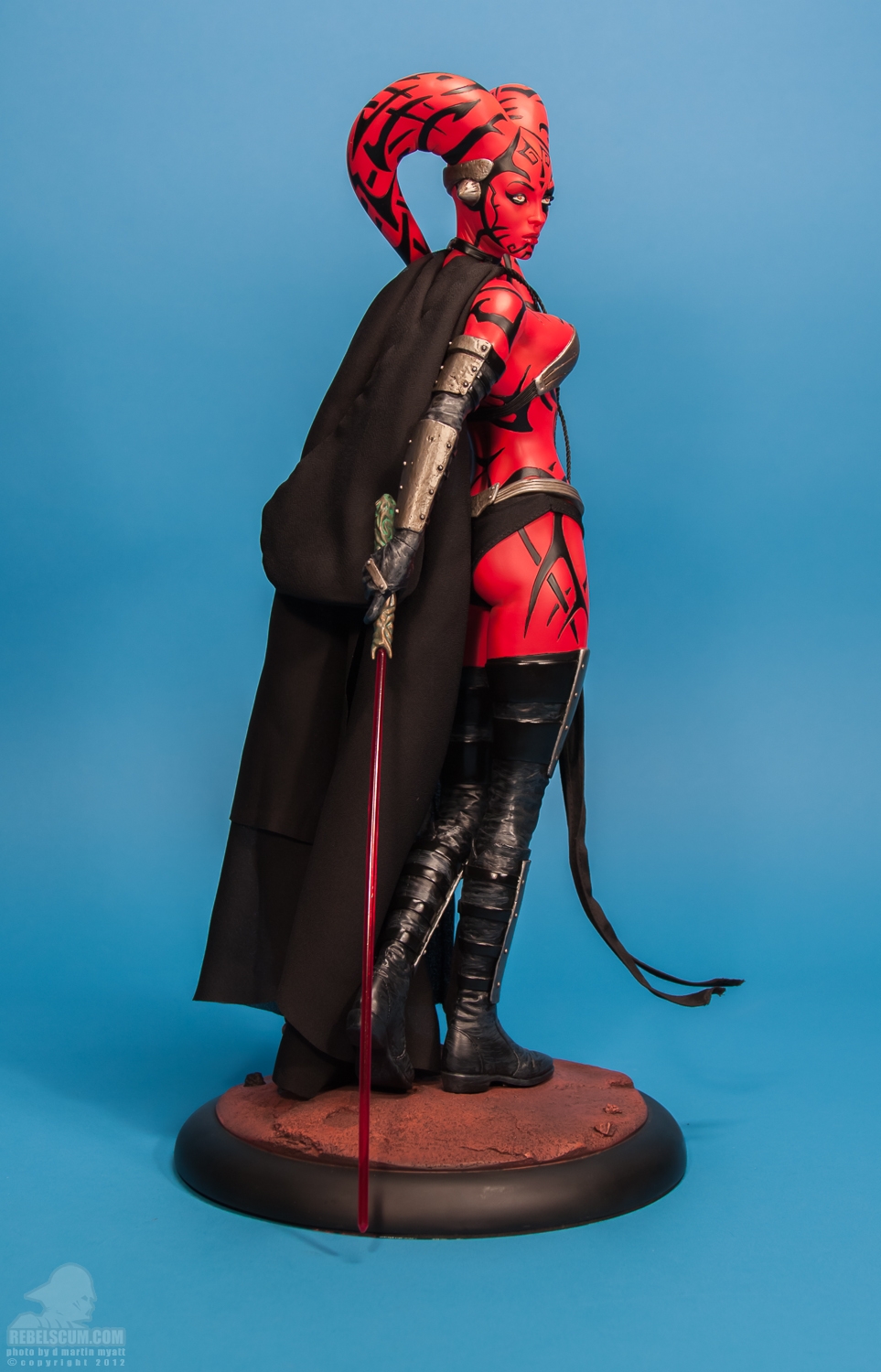 Darth_Talon_Premium_Format_Figure_Sideshow_Collectibles-06.jpg