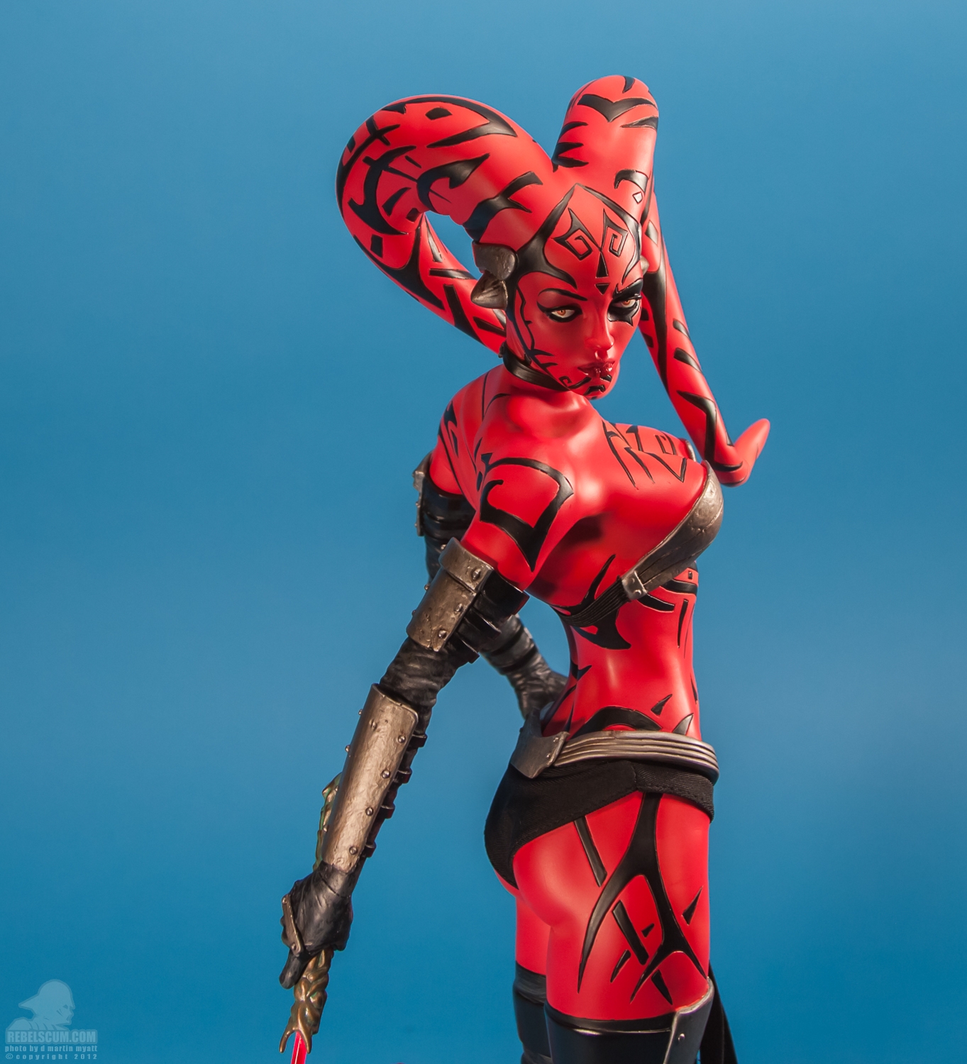 Darth_Talon_Premium_Format_Figure_Sideshow_Collectibles-22.jpg