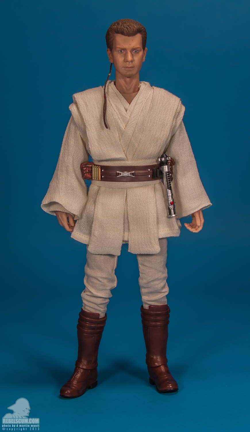 Padawan_Obi-Wan_Kenobi_Sideshow_Collectibles-05.jpg