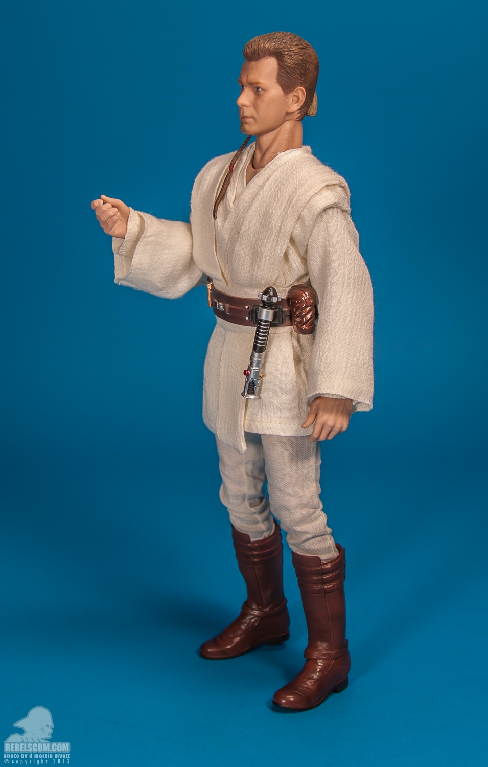 Padawan_Obi-Wan_Kenobi_Sideshow_Collectibles-07.jpg