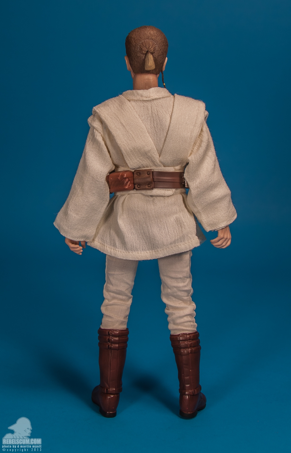 Padawan_Obi-Wan_Kenobi_Sideshow_Collectibles-08.jpg