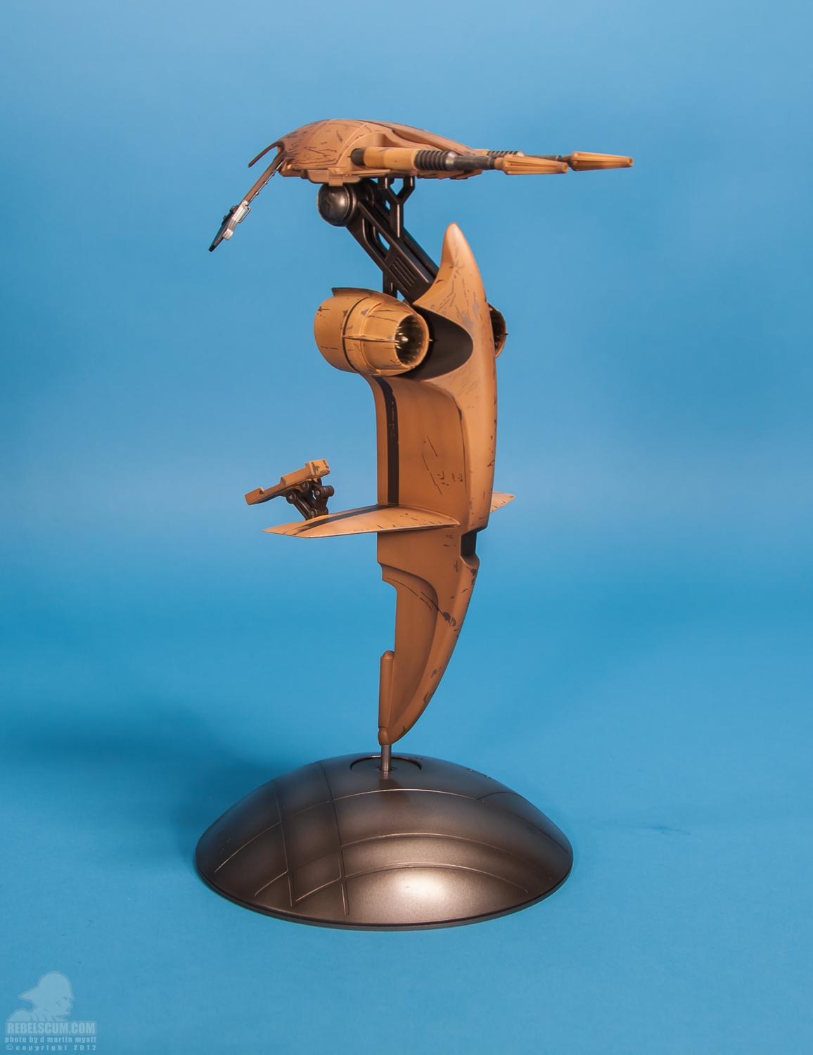 STAP_Battle_Droid_Star_Wars_Sideshow_Collectibles-02.jpg