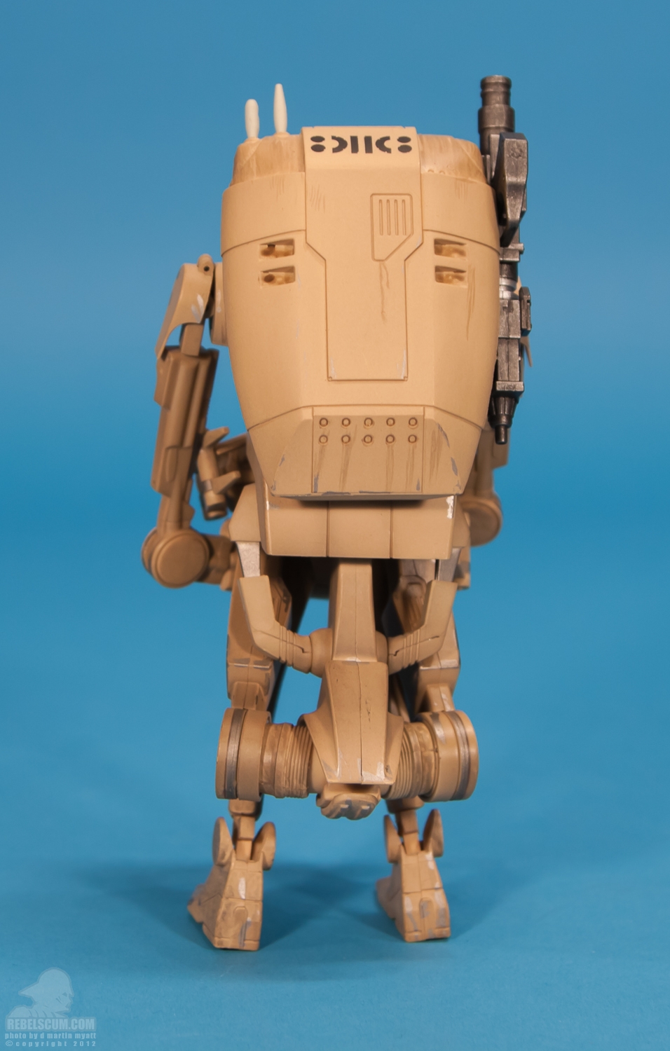 STAP_Battle_Droid_Star_Wars_Sideshow_Collectibles-16.jpg