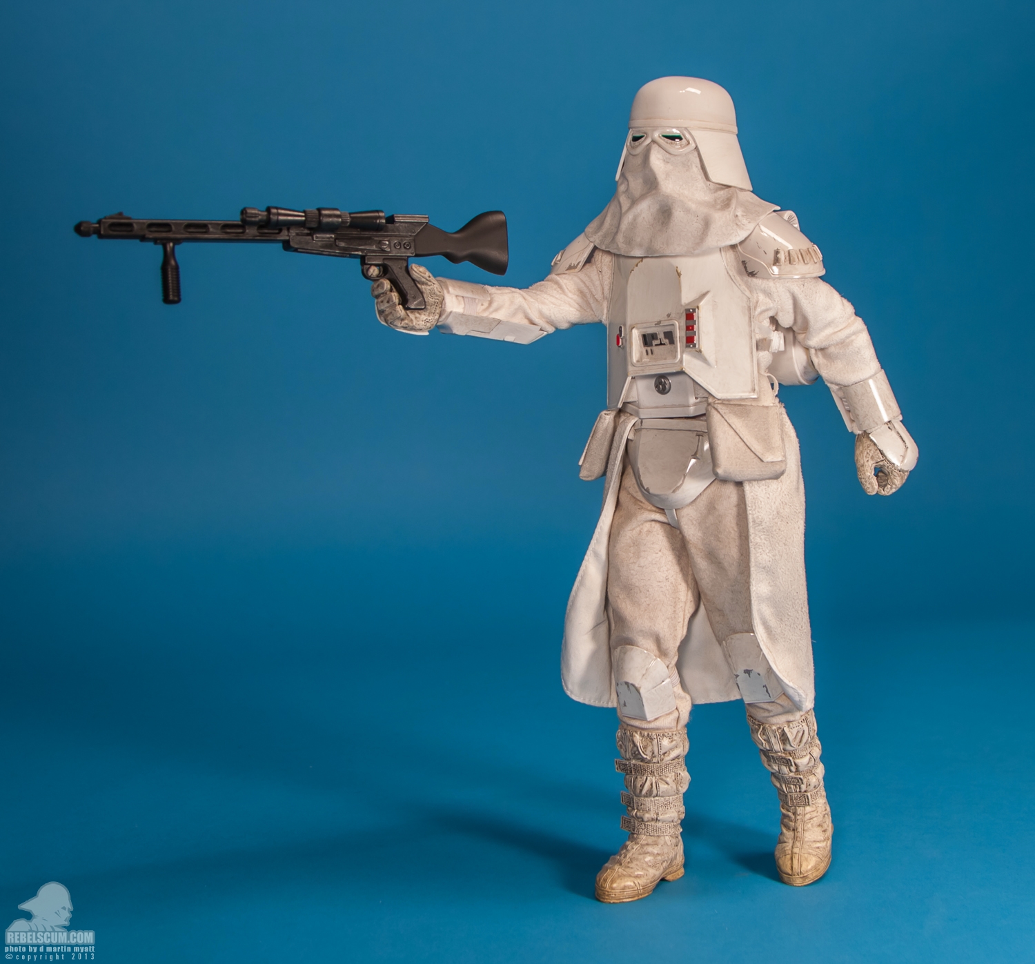 Snowtrooper_Militaries_Of_Star_Wars_Sideshow_Collectibles-16.jpg