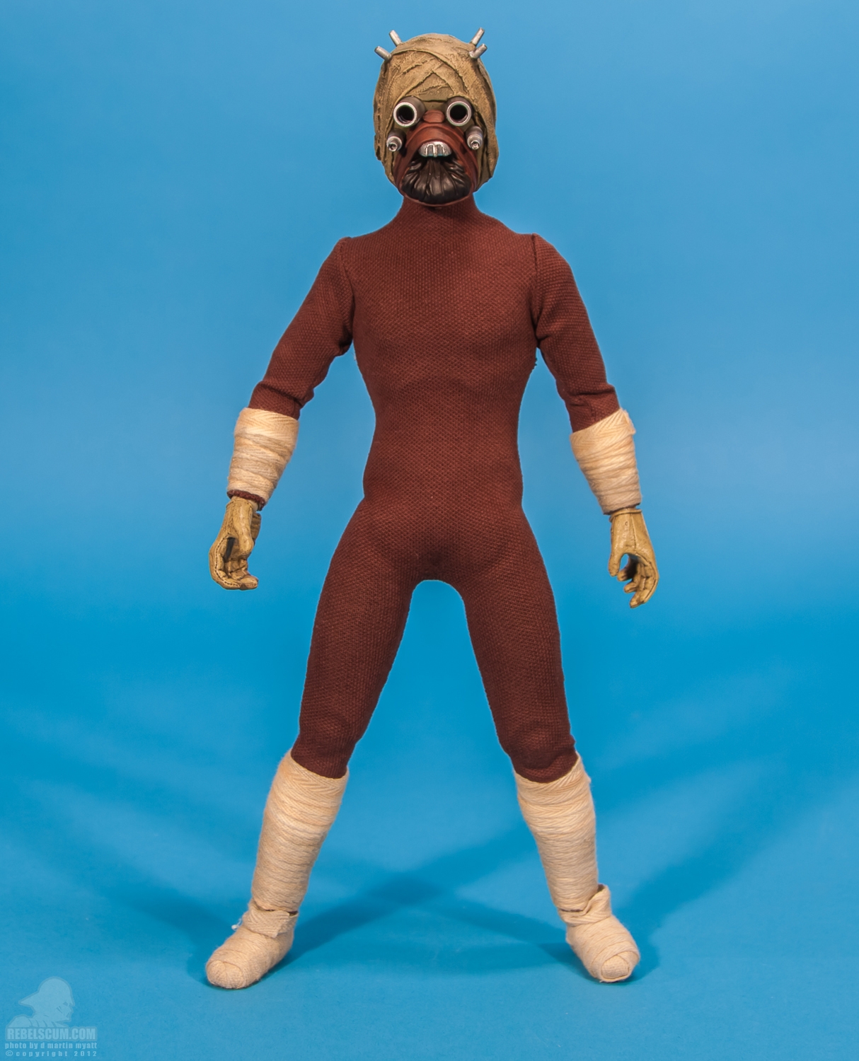 Tusken_Raider_Sand_People_Sideshow_Collectibles-13.jpg