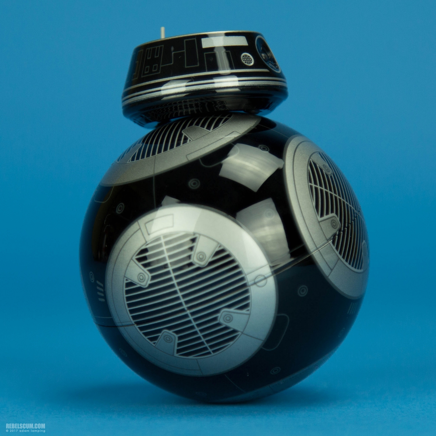 bb-9e-app-enabled-droid-sphero-002.jpg