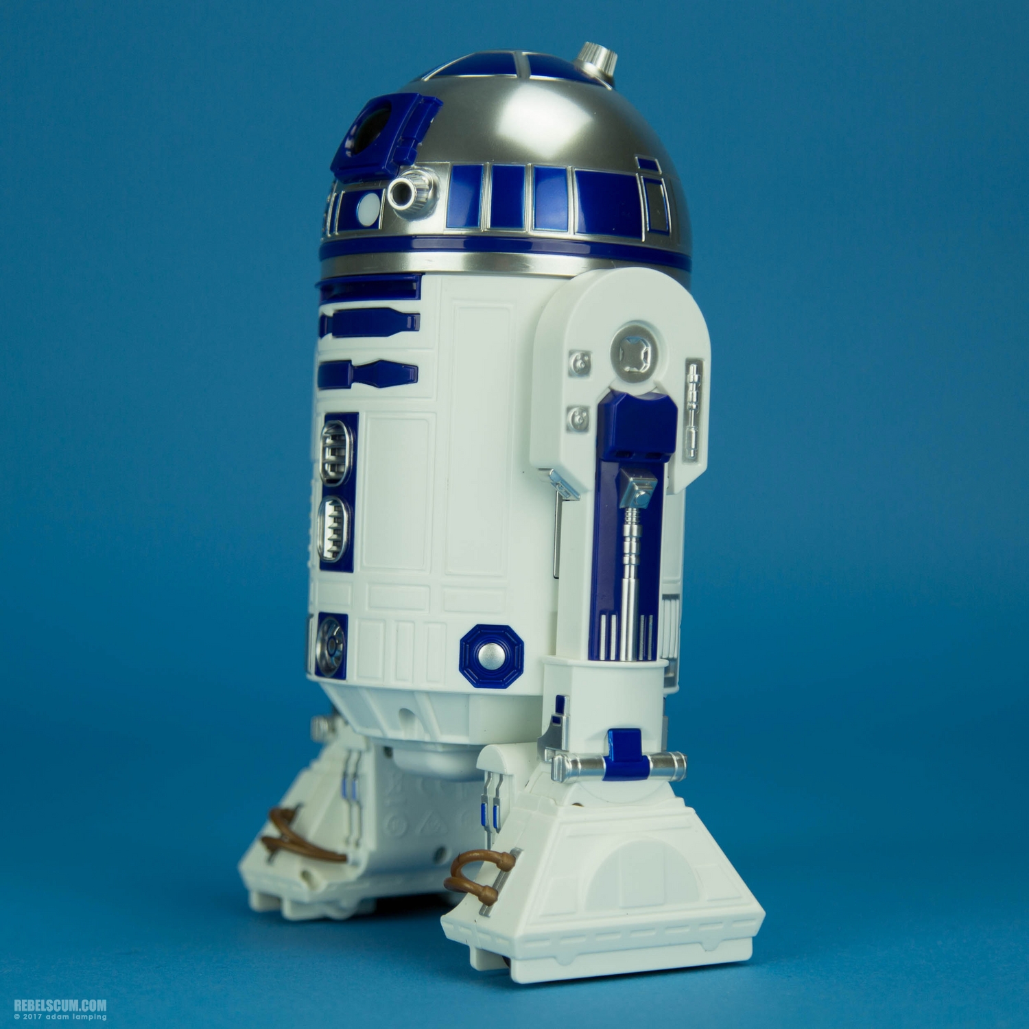 r2-d2-app-enabled-droid-sphero-003.jpg