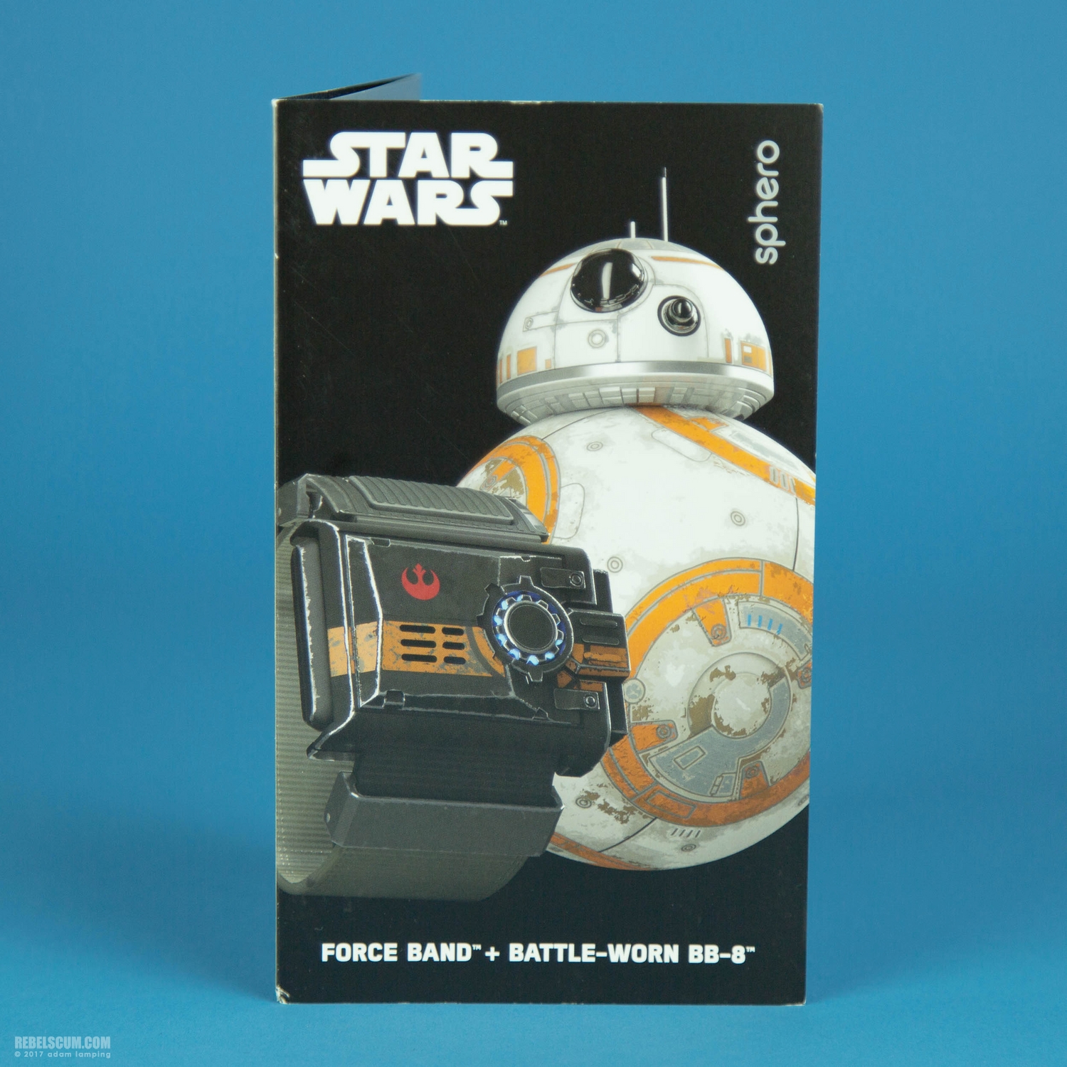 sphero-battle-worn-bb-8-with-force-band-012.jpg