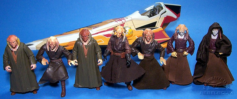 Which Saesee Tiin figure will fit inside the cockpit