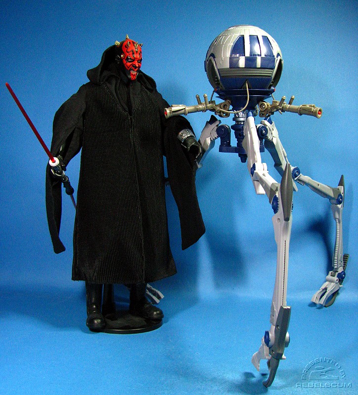 Comparison: Diamond Select Toys' Ultimate Quarter Scale Darth Maul | Hasbro's Octuptarra Droid