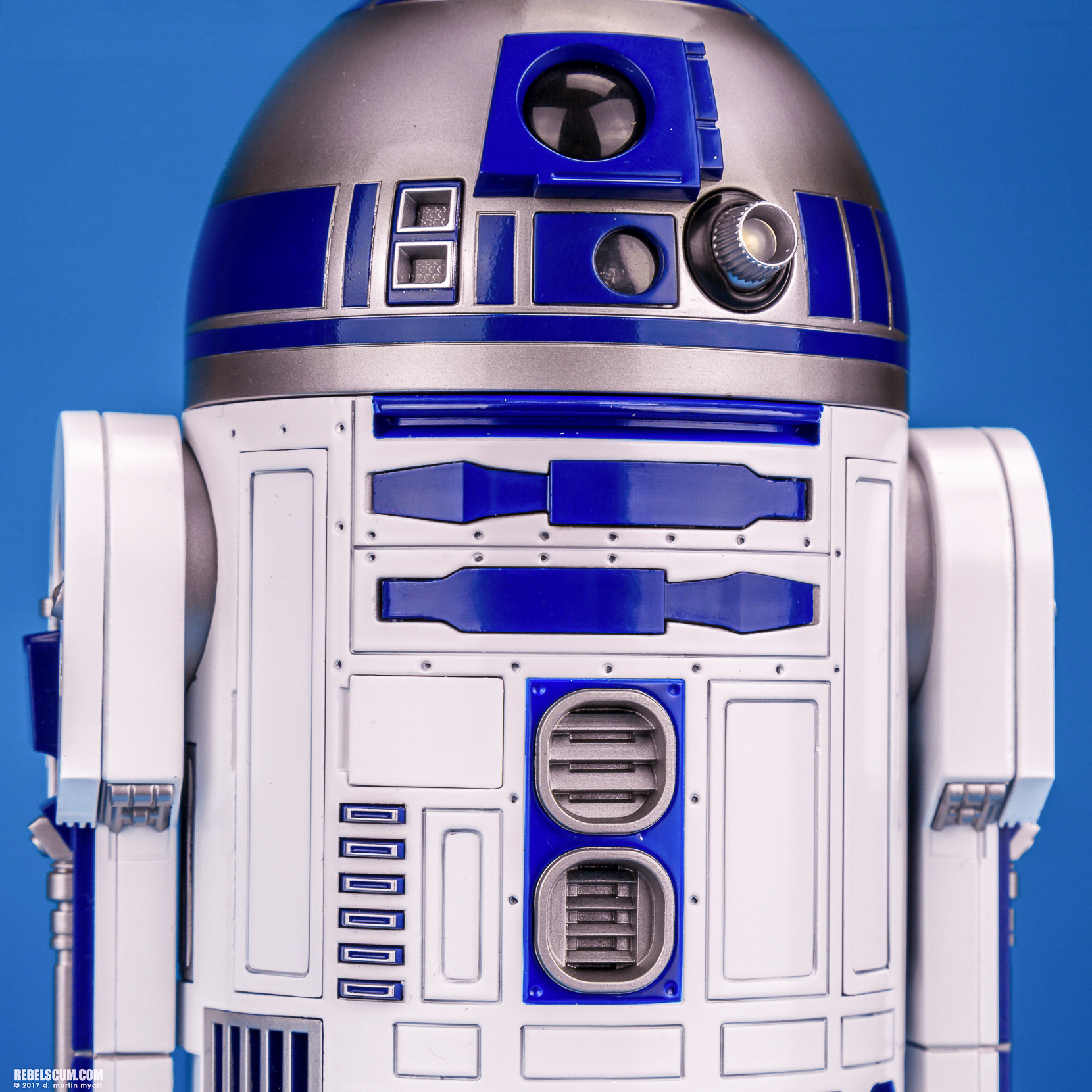 R2-D2-Perfect-Model-Chogokin-Tamashii-Nations-Bandai-020.jpg