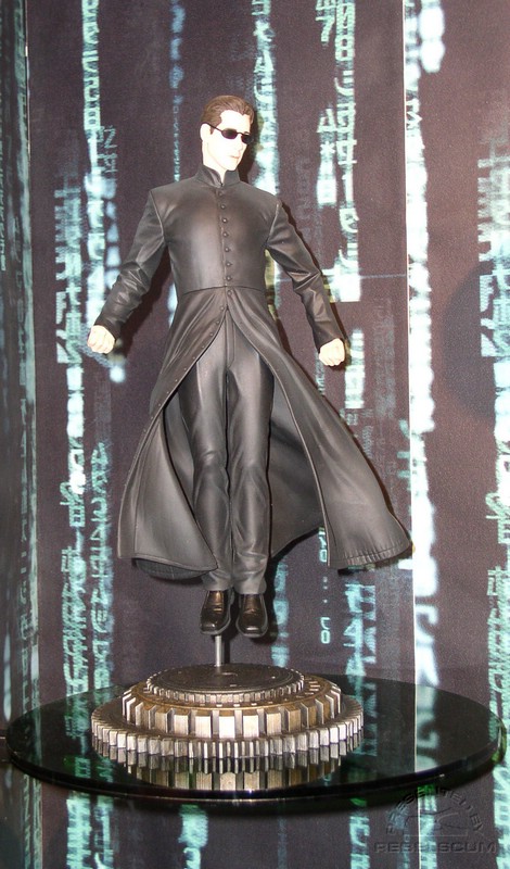 Neo Statue - Toy Fair 1.jpg